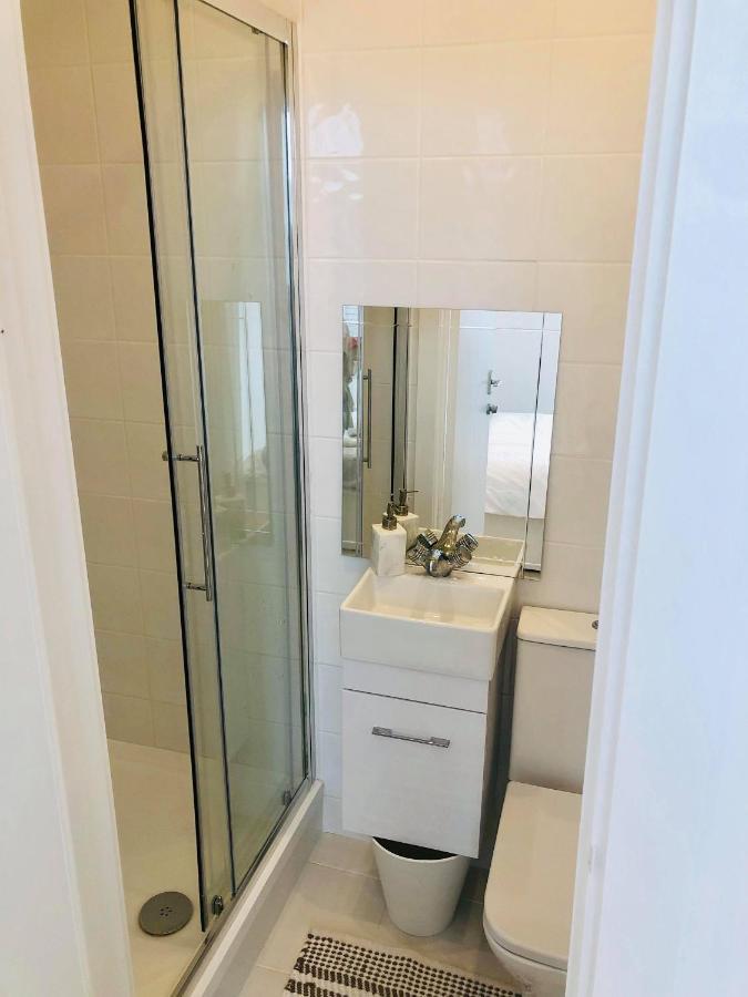 Quiet Cosy Rooms Гарроу Екстер'єр фото