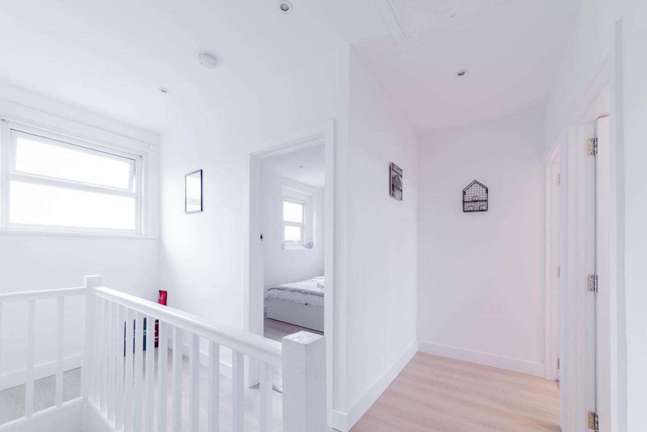 Quiet Cosy Rooms Гарроу Екстер'єр фото
