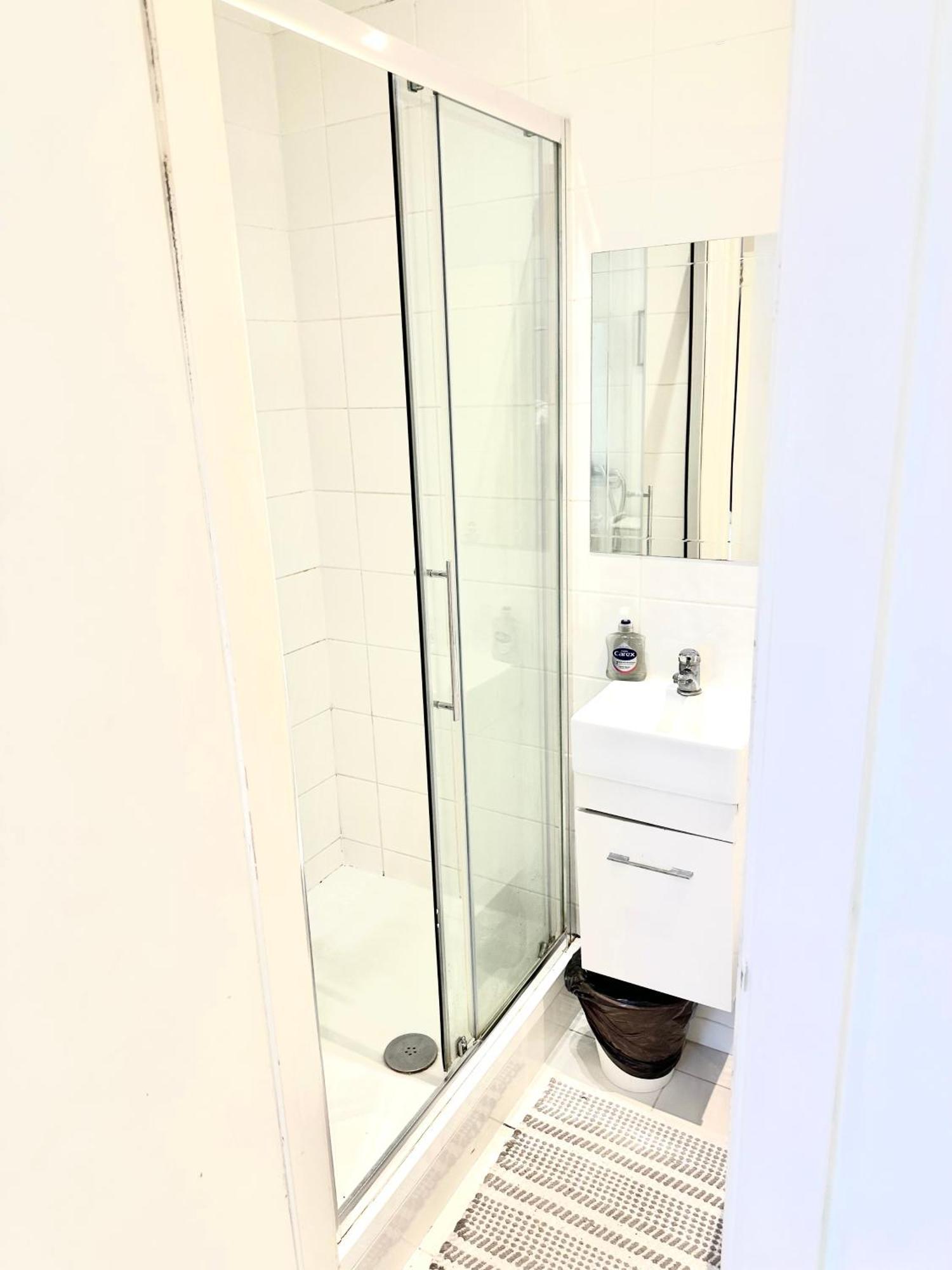 Quiet Cosy Rooms Гарроу Екстер'єр фото