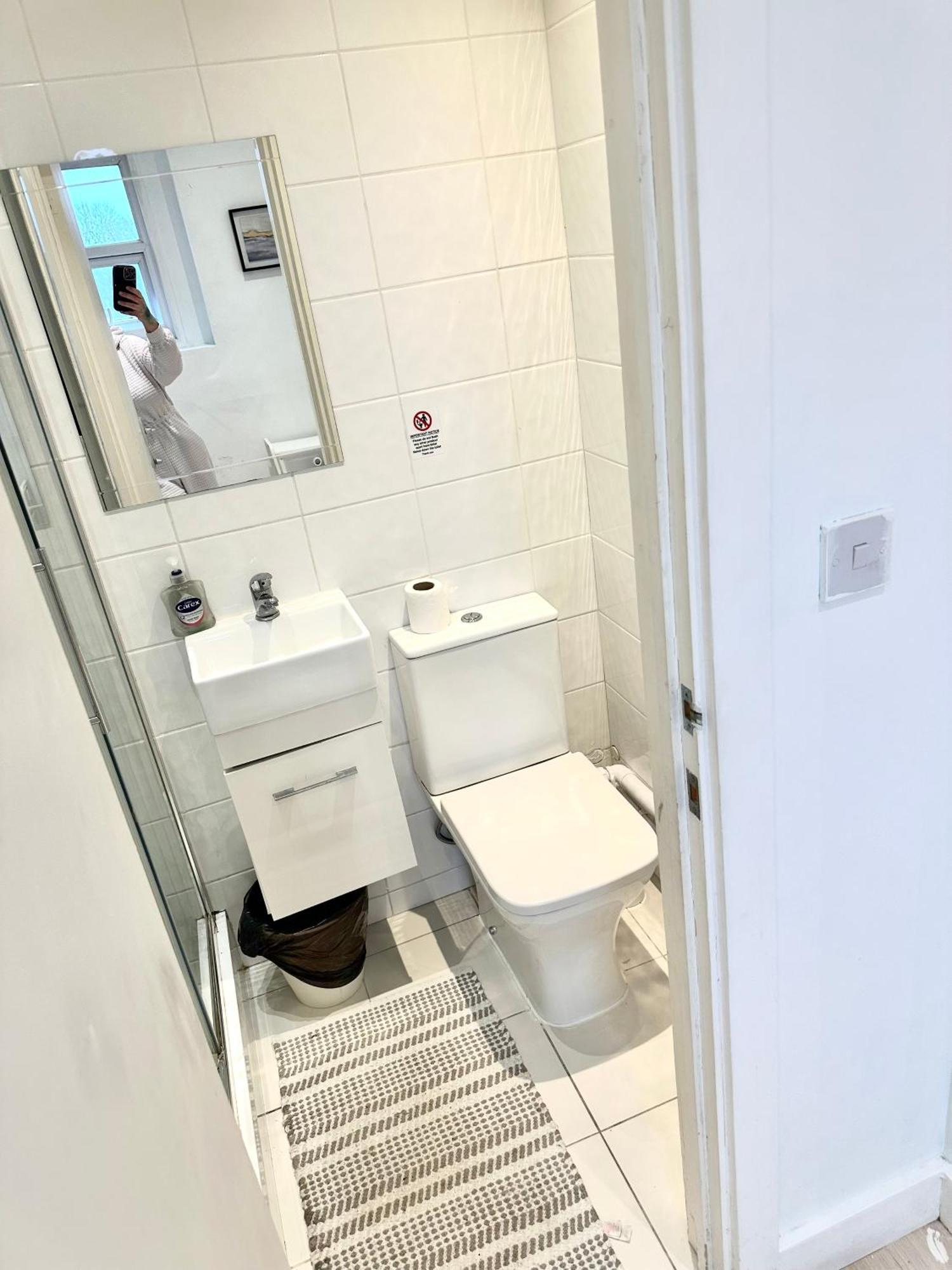 Quiet Cosy Rooms Гарроу Екстер'єр фото